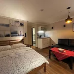 Kazmarka Lodge *