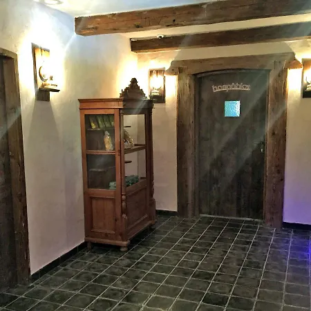 Kazmarka Lodge