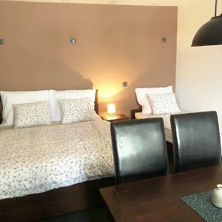 Lodge Kazmarka *